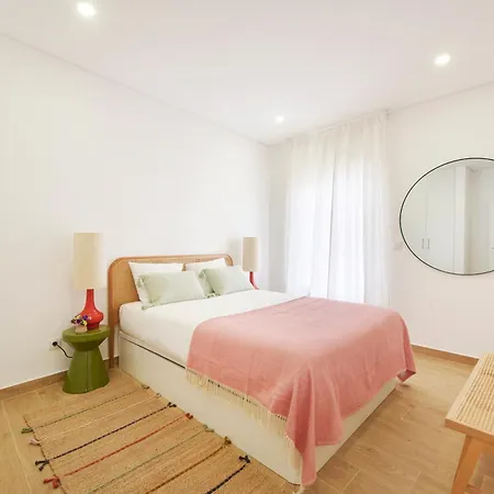Apartment Beachside New With Ac, By Timecooler Setubal