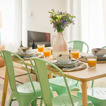 Apartment Beachside New With Ac, By Timecooler Setubal