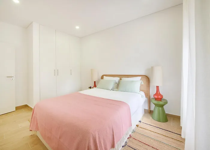 Beachside New With Ac, By Timecooler * Setúbal